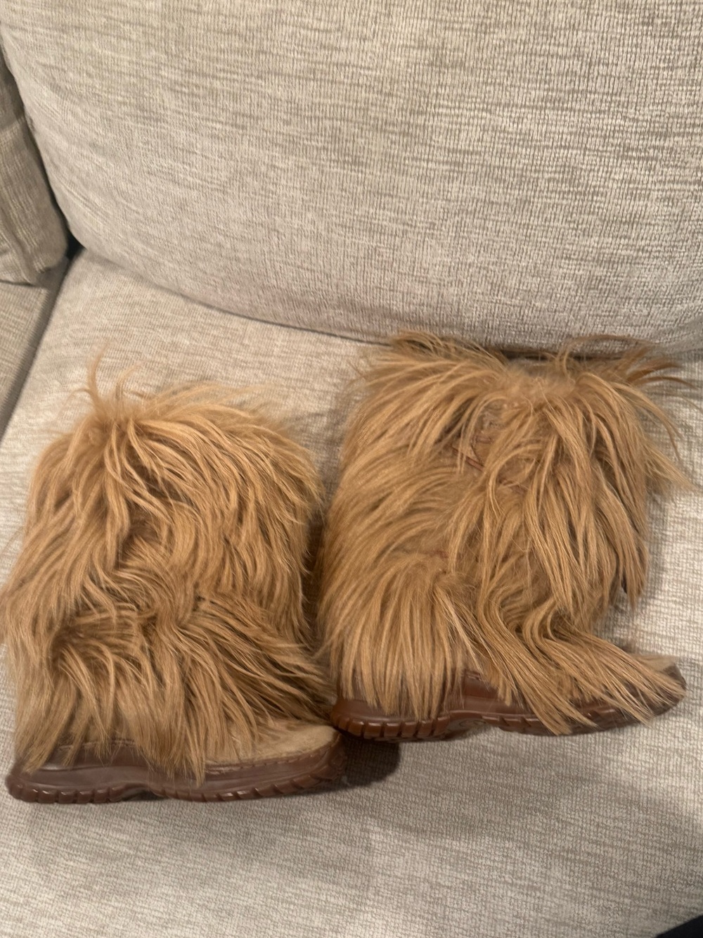 PAJAR yeti goat fur snow boots